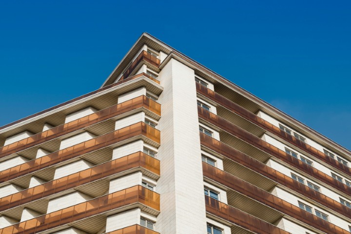 Sharesify's tweet image. Shares in housebuilder Vistry #VTY slide despite it confirming full-year profit guidance.

sharesify.com/vistry-falls-d…