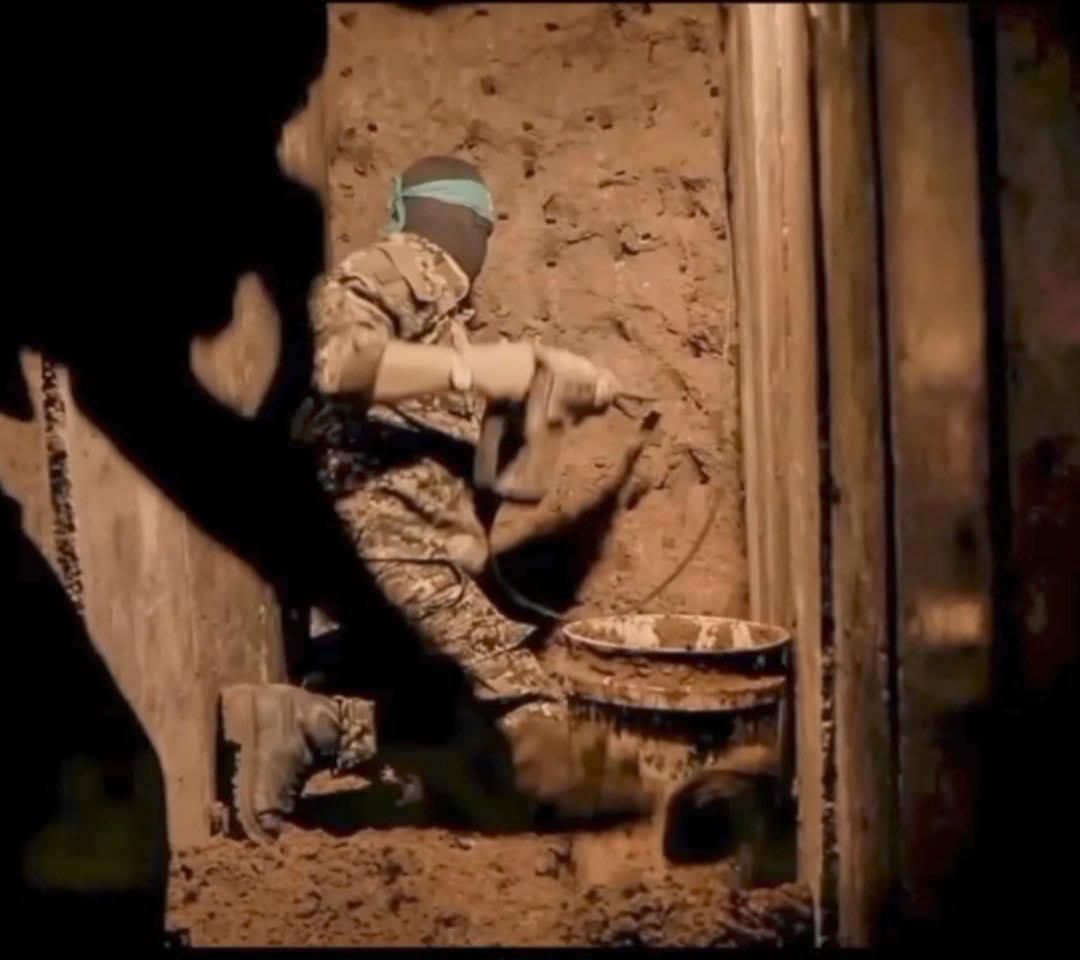 50 bin insan Şehid edildi. Hem de hunharca..

Öfkenizi diri tutun, gündem yapın.