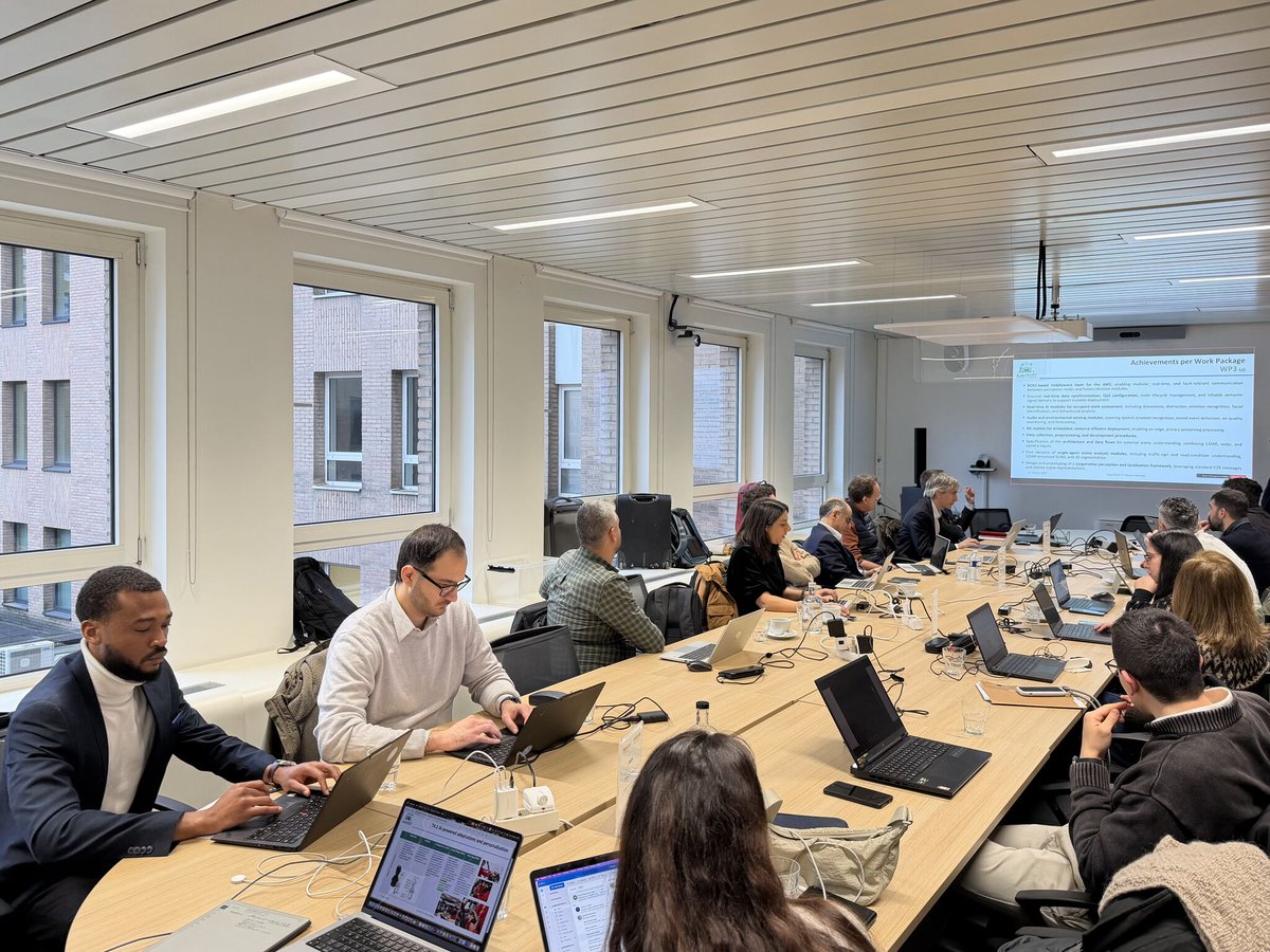 Electric Vehicles tweet media