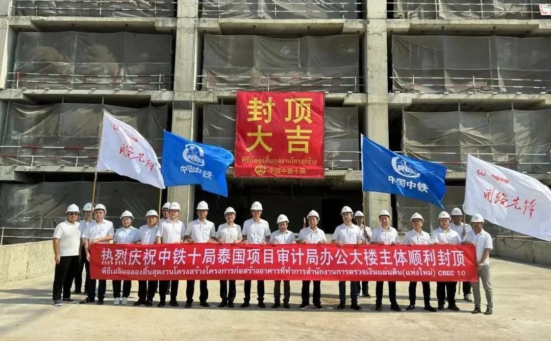 โหหห เจ้าเดิมเจ้าเดียว แล้วมันจะไปจบที่ตรงไหน สะพานพระราม2 - ตึก สตง. - มาเครนถล่มใส่รถไฟอีก กฎหมายเอาผิดเบาไปรึเปล่า 

 #รถไฟ #เครนถล่ม #สีคิ้ว #โคราช