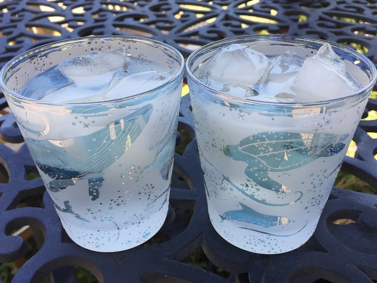 artcooooo's tweet image. 🐋爽快マリングラス🐢🐬
海の仲間たちと一緒に🍾
#クジラ #カメ #イルカ #オリジナル #ギフト 

artcooooo.com/product-page/%…
minne.com/items/18508590
creema.jp/item/7358095/d…