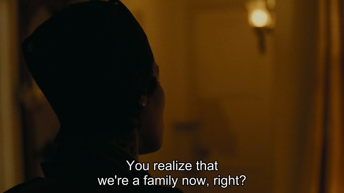 ColdCriti's tweet image. Where it gets really insidious is in the conservative subtext with which Perfidia is treated post-pregnancy with Bob being the "voice of reason" trying to domesticate her framing her irrational &amp;amp; irresponsible behavior as synonymous with her "rebellious nature" as a revolutionary