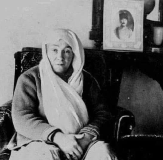 14 Ocak 1923
Mustafa Kemal Atatürk'ün, tarihin akışını değiştiren liderin annesini, Zübeyde Hanım’ı saygı, rahmet ve minnetle anıyorum...
#ZübeydeHanım