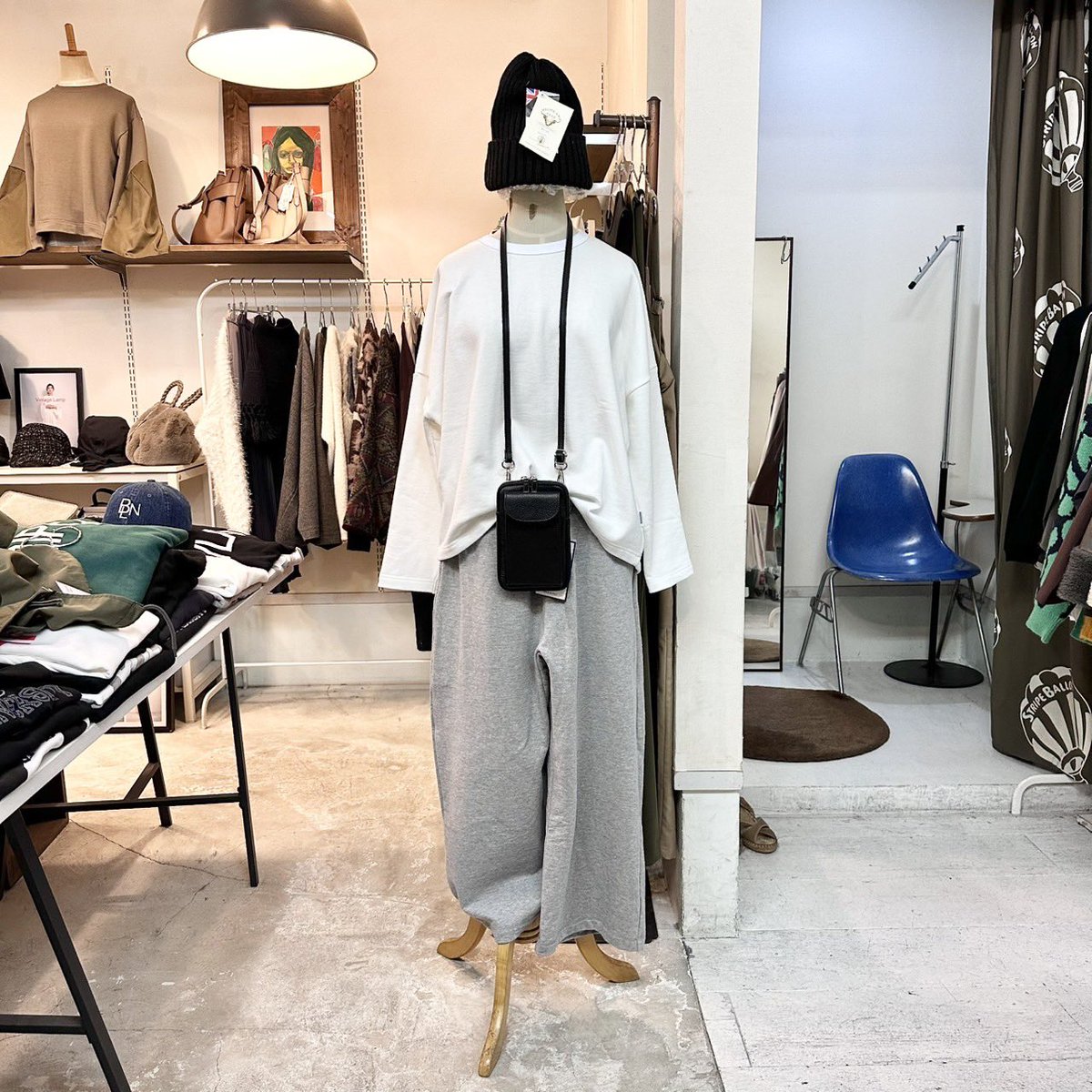 STBL CODE】 アルモニ新入荷コーデ×タシケントモッズ♡ ボトムは上質な