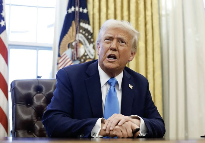 CryptoNobler's tweet photo. 🚨 BREAKING

TRUMP TO SIGN A “HUGE” ECONOMY BILL TODAY AT 2:00 PM ET.

ALL EYES ON TRUMP 👀 https://t.co/fF1zVyS9JL