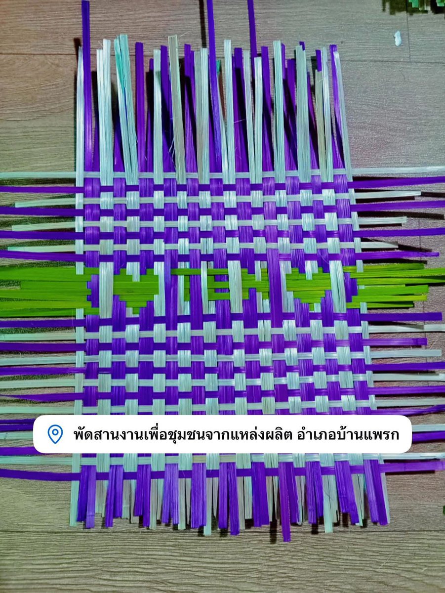 Wine809's tweet image. ร้านนี้ต้องตามจริงๆค่ะ ขนาดเรฟไปอย่างดีก็มีผิด คอยเช็คเองเลย เพราะเขาไม่ตามหานะงานใคร เราต้องไปดูรูปบนเพจ คุยเรฟคุยราคาให้เสร็จไม่งั้นราคาจะไม่ตรงกันสักวัน ถ้าเห็นรูปเสร็จแล้วต้องโทรอย่างเดียวให้เขาส่งของ เพจเขาลืมจริงๆนะ ของนี่ล่อไปเกือบสองเดือนอ่า