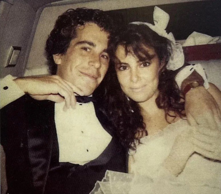 ¿Y si empezamos a investigar lo que hay detrás a A.O. ? Antonia Dell’ate nunca mentía