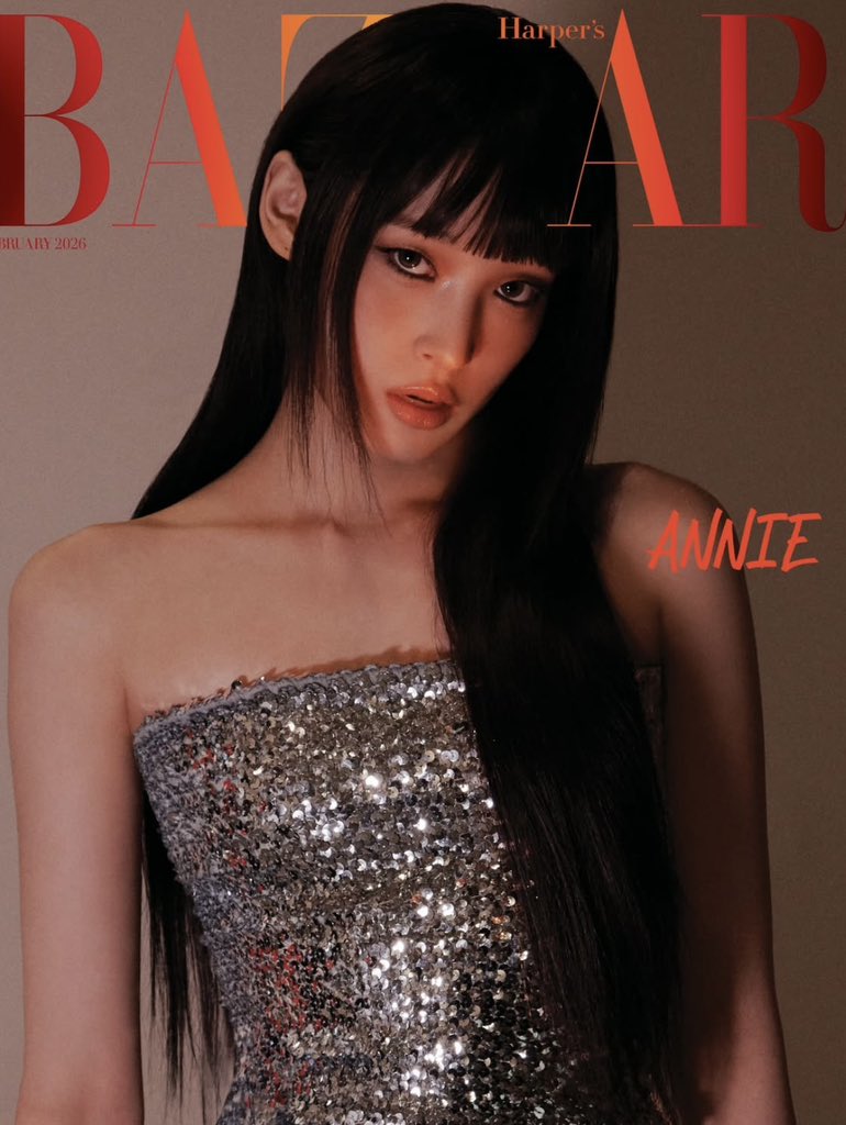 aboutadp's tweet image. ANNIE x GUCCI for Harper’s BAZZAR Korea February Issue's cover.