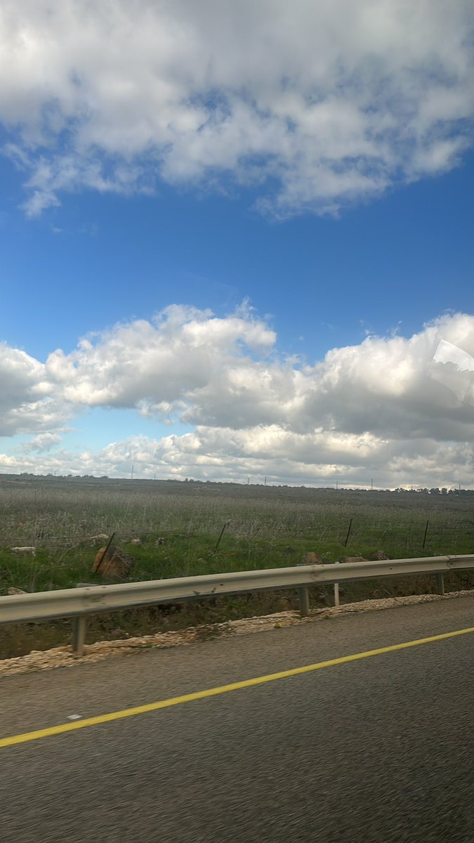 אם יש משהו נחמד בנסיעות בגדוד זה הנוף, ירוק וחיי ולא מדכא כמו בדרך לשיזפון..