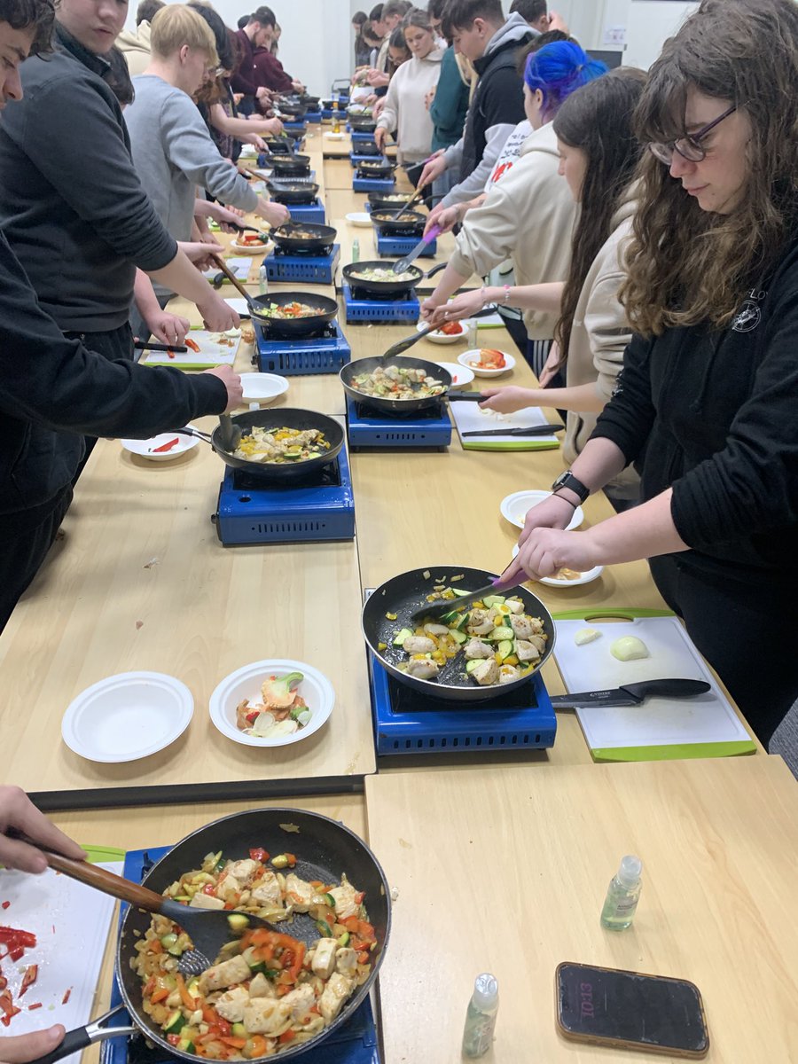 Commando Chef - MBE - tweet media