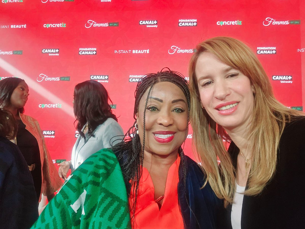 fatma_samoura's tweet photo. immense respect et admiration  à Bouchra KARBOUBI, arbitre internationale 🇲🇦, 1ère africaine certifiée VAR, 5ᵉ meilleure arbitre féminine au monde.Son animation du panel  #FemmesEnJeu – @CANALplus University a été d’une grande justesse, mêlant expertise, courage et vision. https://t.co/oTLOzFw22I