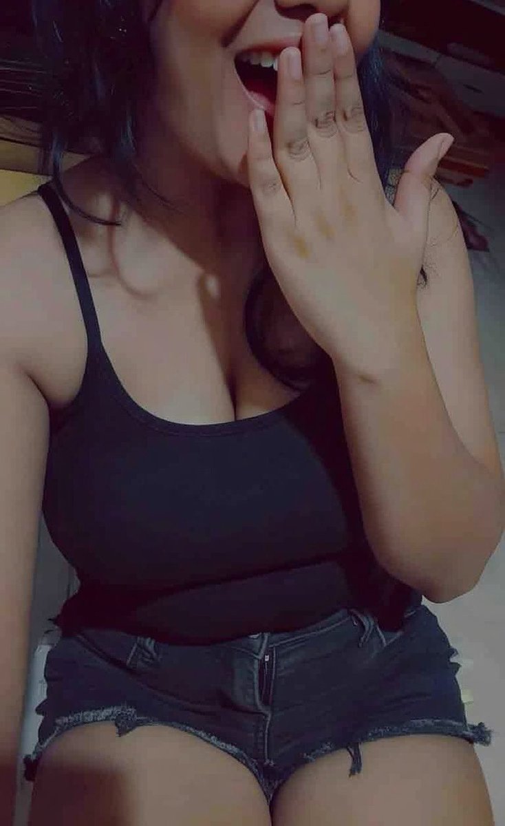 28Retep's tweet image. Kiss kis ko psand hy