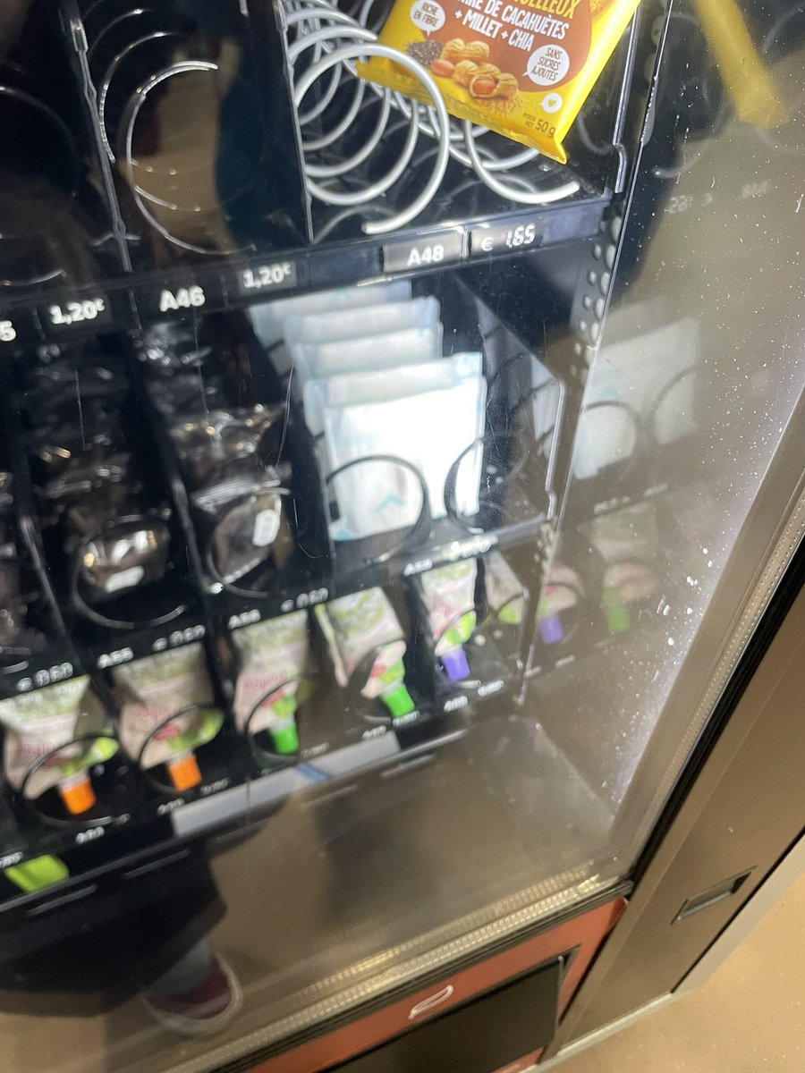 léa ✮⋆˙ tweet media