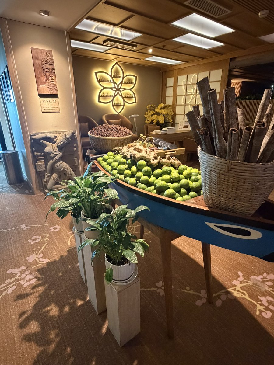 ObamaKoji's tweet photo. ラストデー、スバって来た!💕
#ZENSPA https://t.co/6QG6fswpPT