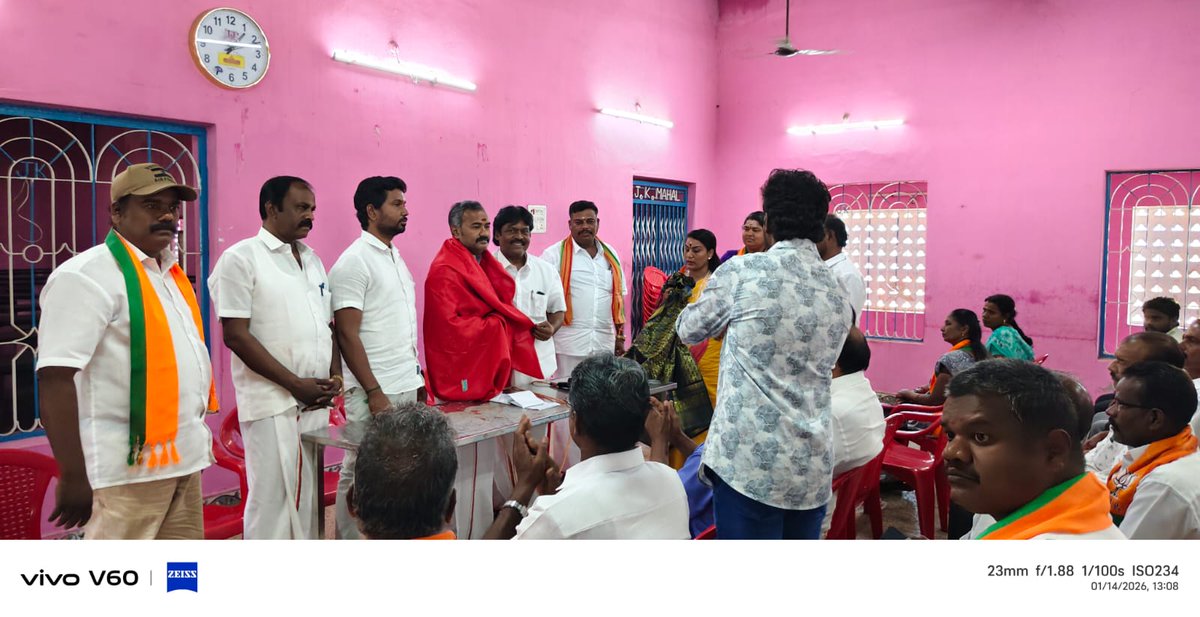 SriPerumalcdm's tweet photo. நமது பாரத பிரதமர் திரு நரேந்திர மோடி ஜி அவர்களின் தமிழகம் வருகையை முன்னிட்டு அவசர ஆலோசனை கூட்டத்தில் சிறப்பு அழைப்பாளராக மாநில செயலாளர் 
@asuvathaman  அவர்கள் கலந்து கொண்டு ஆலோசனை வழங்கினார்கள். இந்நிகழ்வில் கலந்து கொண்டபோது
#bjpmedia #Chidambaram #Bjpcuddalore @TirangaBJP https://t.co/pGWSRywyj7