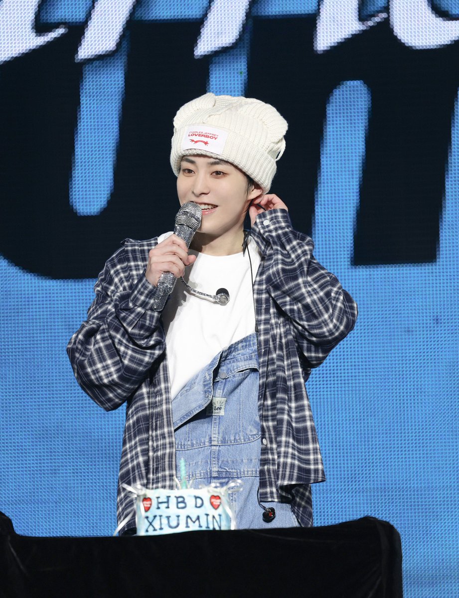 knockknock0408's tweet image. XIUMIN