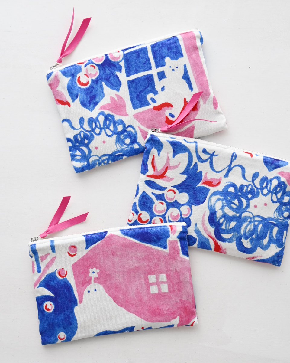 布博にはポーチも沢山持っていきます🫧

それぞれ柄の出方が違うので、ぜひ手に取ってお気に入りを見つけてみてくださいね