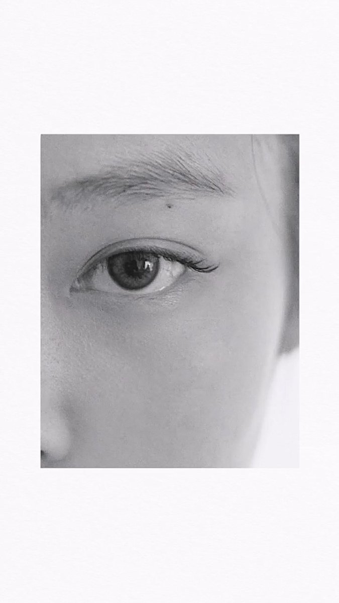 wuvrubyjane's tweet photo. 나 제니가 가진 감성을 정말로 사랑함 . . https://t.co/O7KTcdHGDb