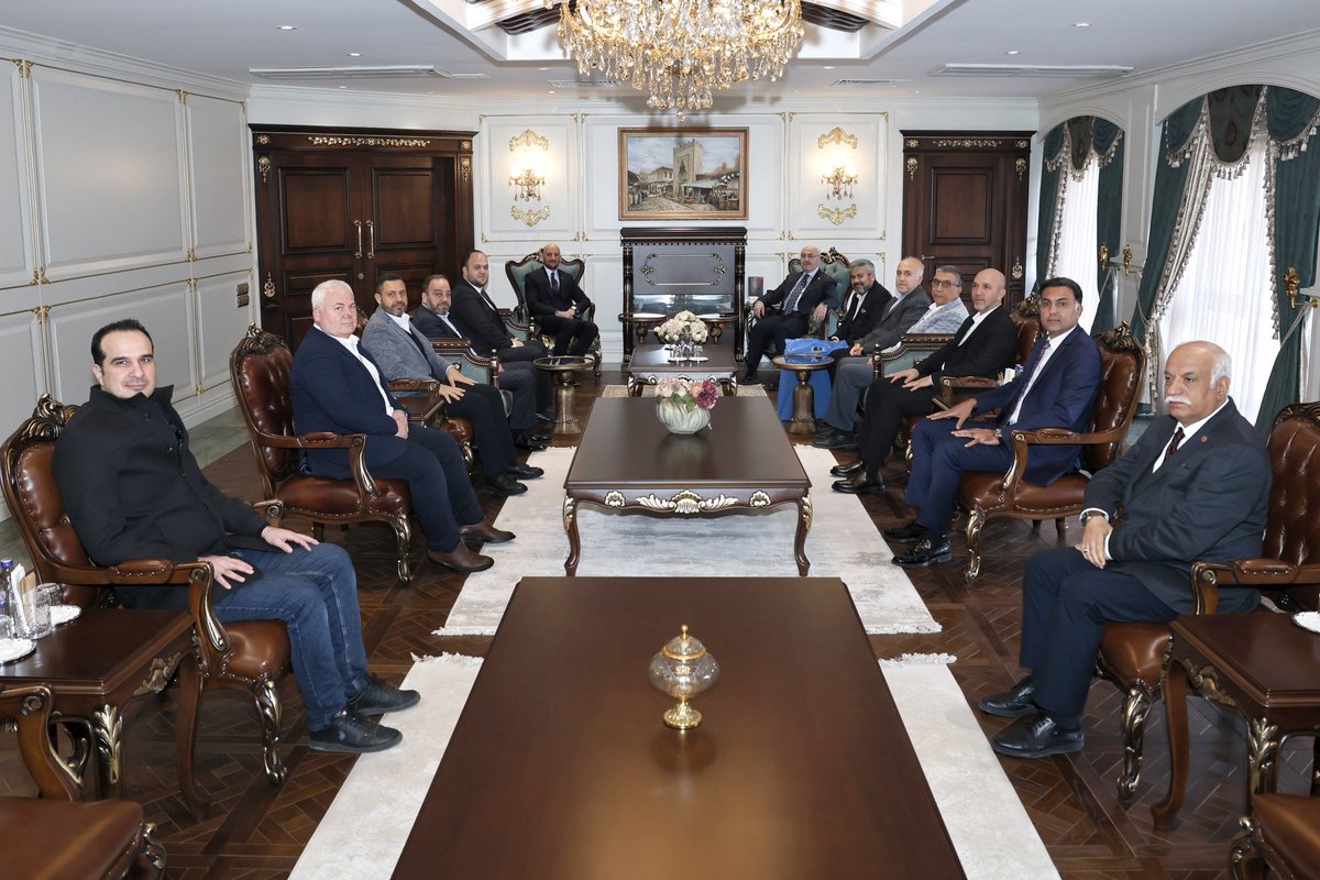 Valimiz Sayın <a href="/yskosger/">Yavuz Selim KÖŞGER</a>; Cihannüma Dayanışma ve İş Birliği Derneği Adana İl Başkanı Doç. Dr. Ali Hatalmış, Anadolu Aslanları İş Adamları Derneği (ASKON)  Adana Şube Başkanı Abdulvahap Bilge ile beraberindekileri kabul etti.
Sayın Valimiz, yeni görevinin hayırlı olmasını temenni