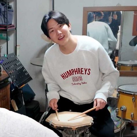 matching sweater 🤗