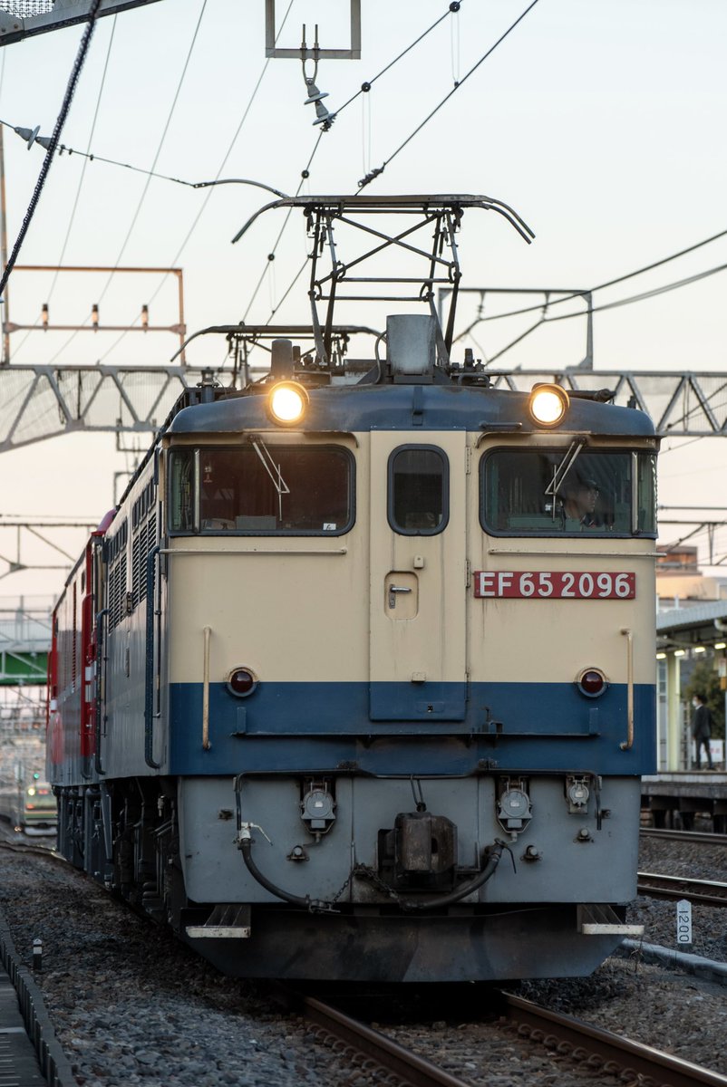 EF65-2096+EH800-14(ﾑﾄﾞ) 
OM出場
土呂駅
EHの方はミスしたからボツ