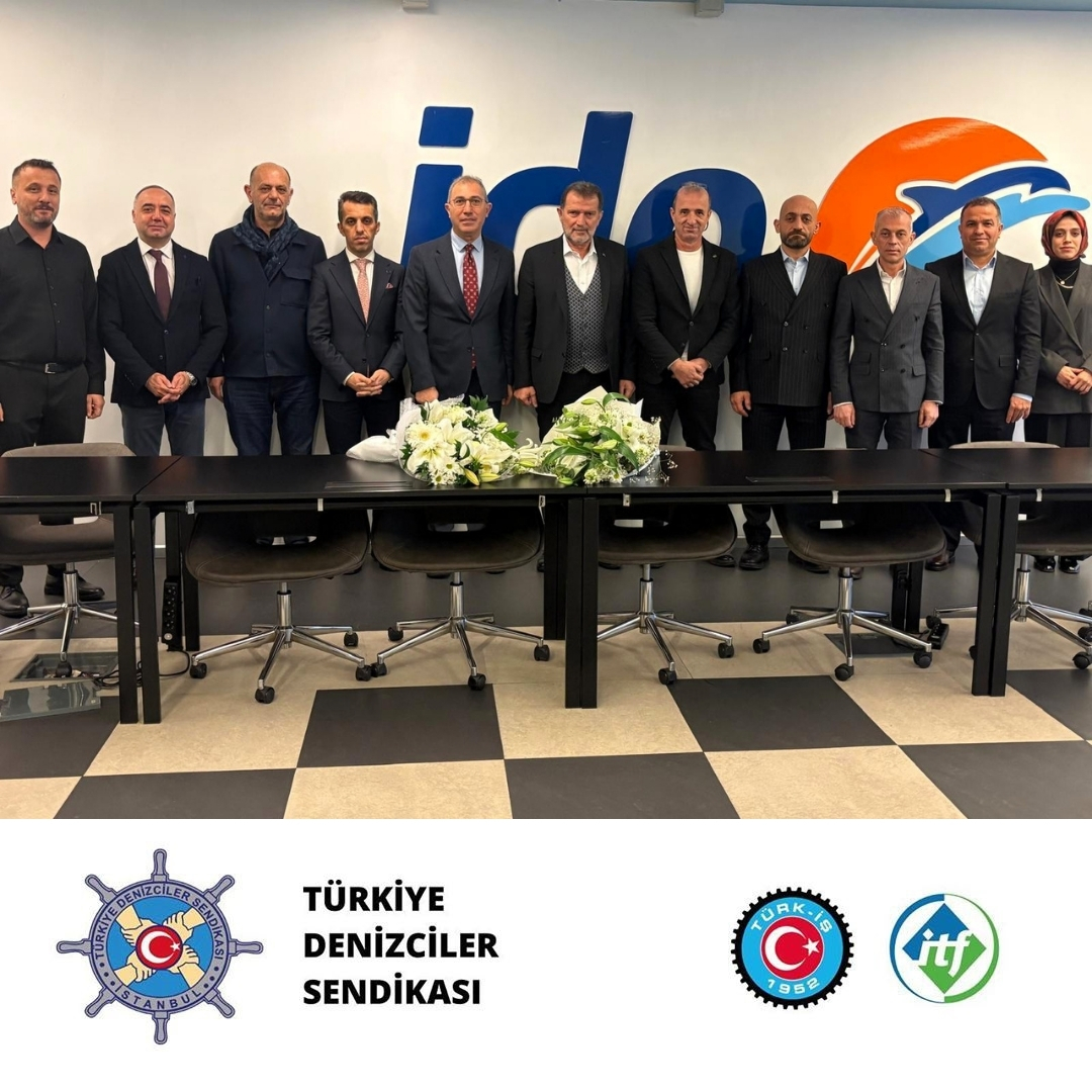 Sendikamız ile İstanbul Deniz Otobüsleri Sanayi ve Ticaret A.Ş. (İDO) arasında, 18. dönem 2026–2027 yıllarını kapsayan Toplu İş Sözleşmesi görüşmeleri, bugün gerçekleştirilen toplantı ile başladı.
Toplantıya Genel Başkanımız İrfan Mete, Genel Sekreterimiz Eyüp Kasap, sendika