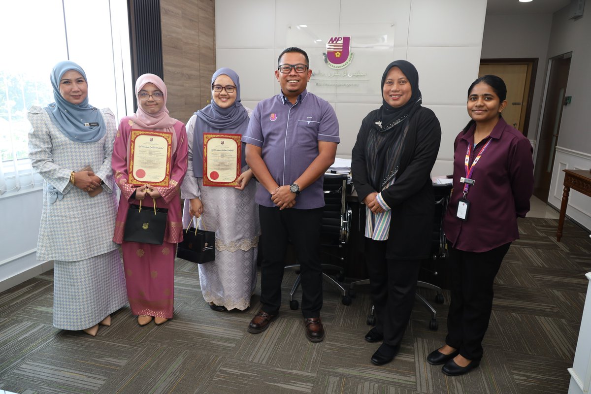 Majlis Penyampaian Sijil sempena tamat latihan industri kepada 2 orang mahasiswa dari UiTM Shah Alam.

Mahasiswa tersebut, Cik Nur Alya Zafirah binti MatZin dan Cik Nur Mashitah binti Ahmad Zaki telah menjalani latihan industri di MPJ selama 4 bulan bermula September 2024.