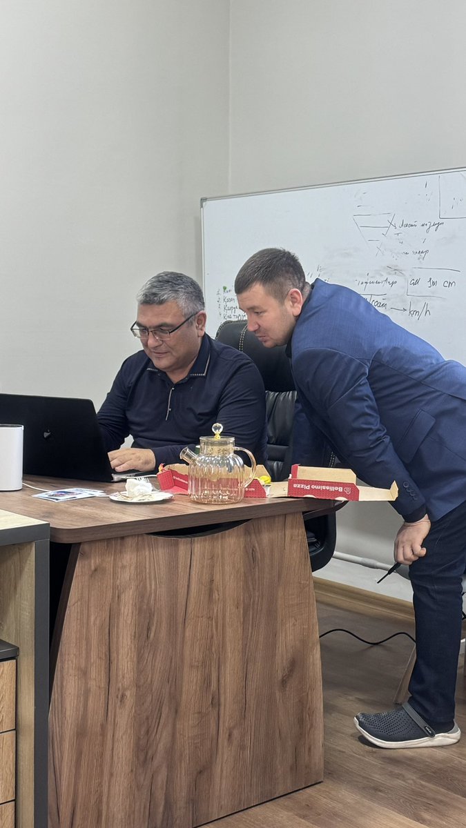 Ilyosnomalar shunaqa yoziladi
<a href="/shokirjonov/">Shuhrat Shokirjonov</a>