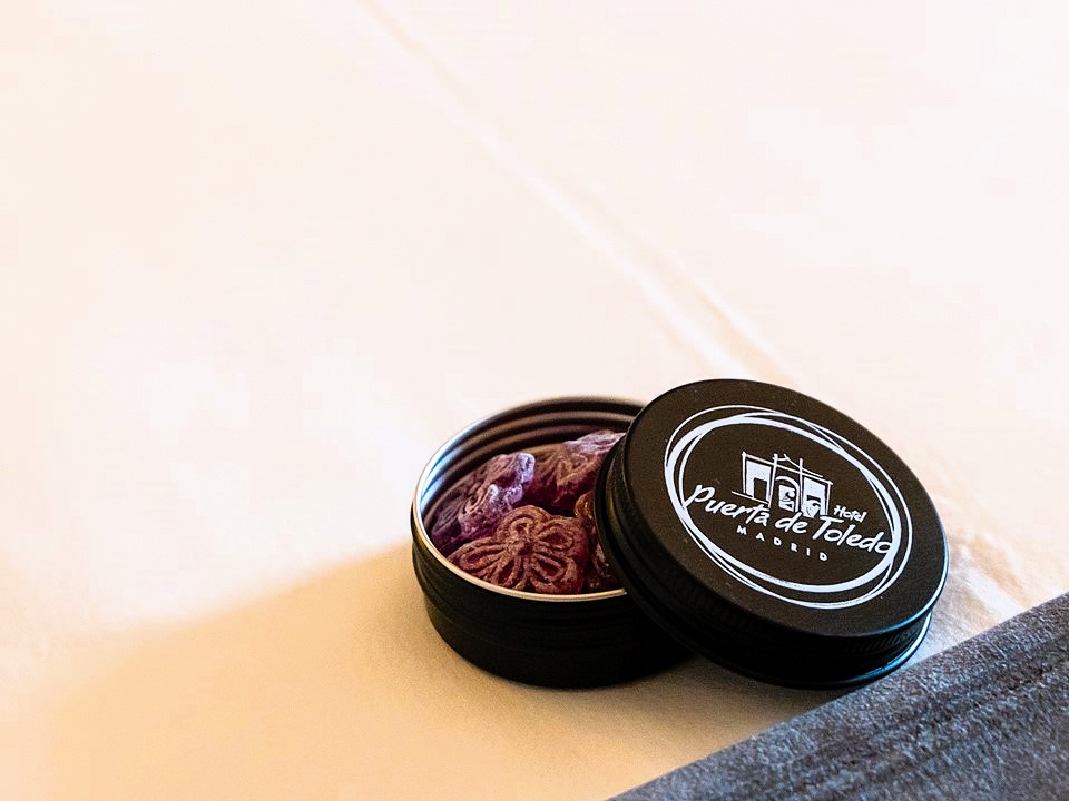 ¡Nos gusta cuidar los detalles! 😉  hotelpuertadetoledo.com  #HotelMadrid #HotelMadridCentro #EscapadasMadrid #HotelEncantador #VisitMadrid #MadridEstáDeModa