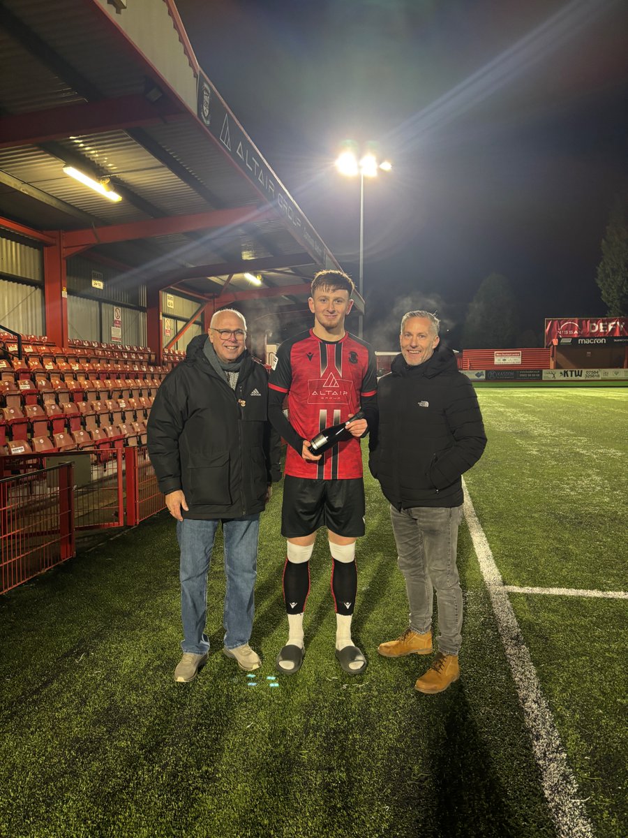 Yesterday's man of the match, chosen by our sponsors, PSO, Was Oli Lynch 🔴🏆

#vertunissantamworth #COYL