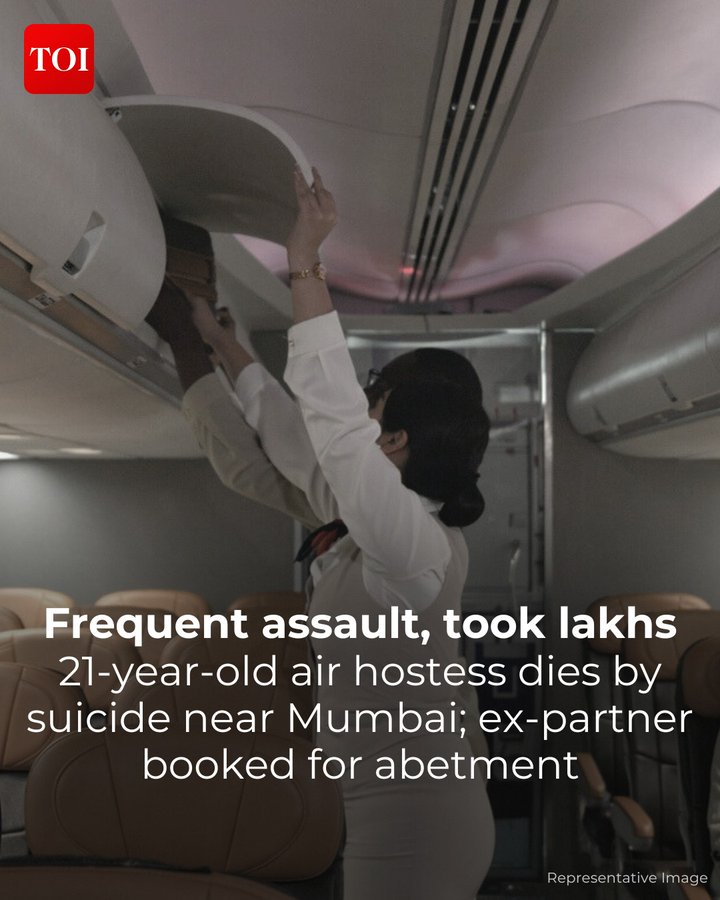 timesofindia's tweet image. A 21-year-old air hostess allegedly committed suicide in #Maharashtra’s #Thane district, prompting police to register a case of abetment against her former partner, officials said.

More details 🔗 toi.in/vMd1Xa