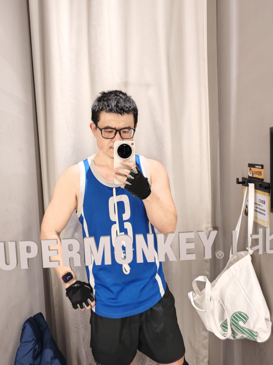 Lloyd Zhang tweet media