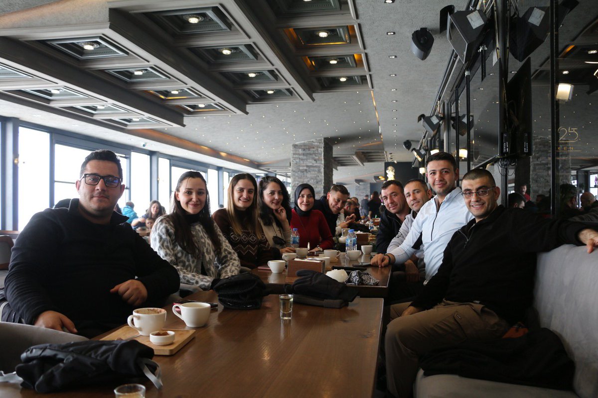 CananUlaser's tweet image. Bir masada Ege,
bir masada Akdeniz…
Erzurum bugün Türkiye gibiydi.
Hoş geldin CEKUT🇹🇷