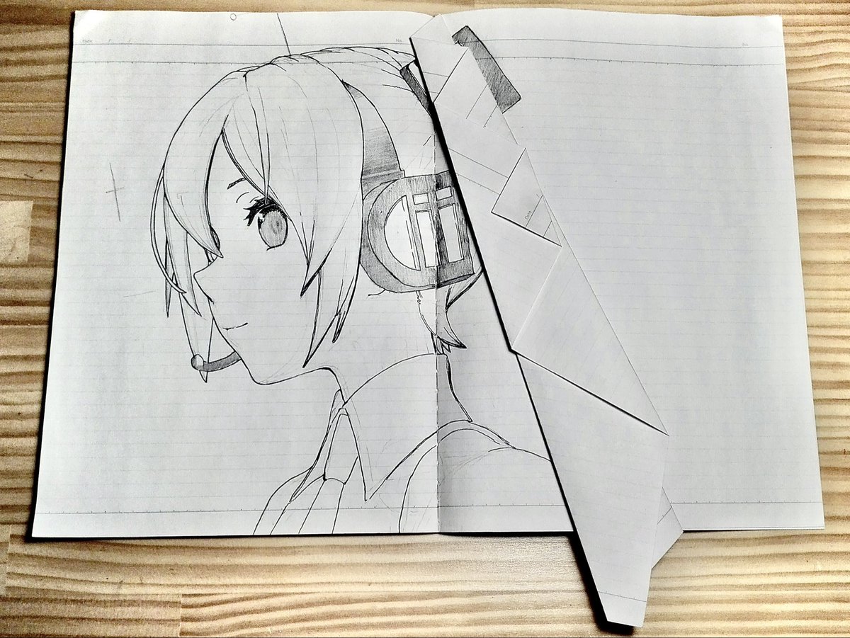 tadanotarosuke's tweet image. ノートに描いて、折った