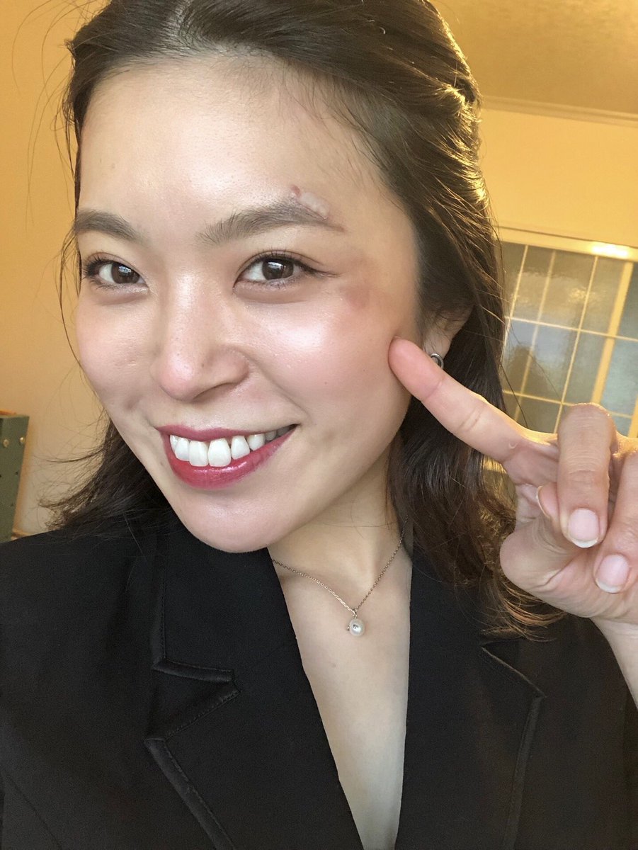 MANOSAYA's tweet photo. 今更ながら今年もよろしくお願い致します☺️多分今年も理由なく2回くらい出現することと思います☺️
皆さん楽しい1年をつくってくださいね🐎🌸
健康安全第一ね☺️🤕(我言い聞かせ) https://t.co/u3YpxF5mWe
