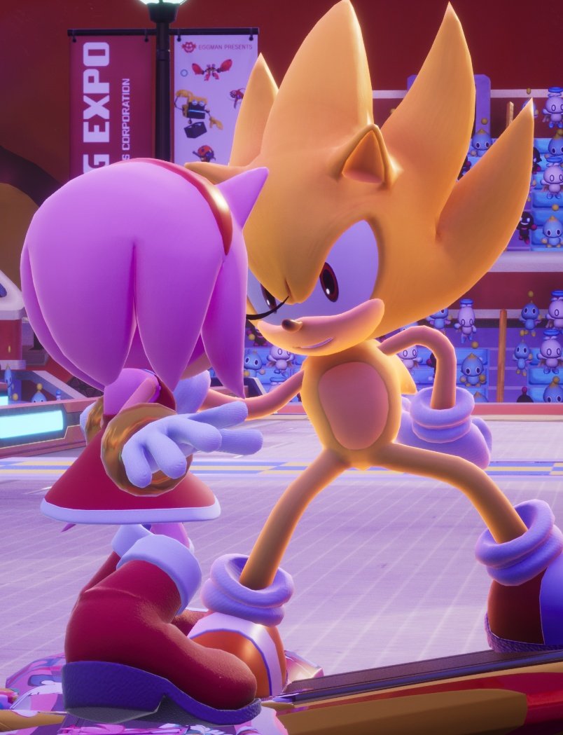 Sonic… and his short girlfriend 😭