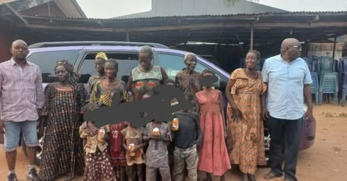 tvcnewsng's tweet image. Kogi: Aiyetoro Community Secures Release Of 17 Abducted ECWA Worshippers

Read more:
tvcnews.tv/kogi-aiyetoro-…

#tvcnews
#Kogi
#insecurity