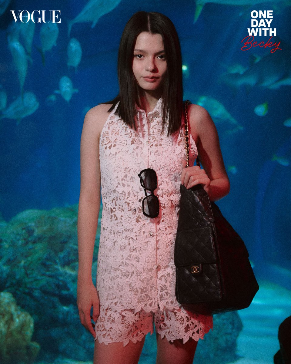 VogueThailand's tweet image. #VogueOneDayWith EP.1 | เปิดฉากปี 2026 กับรายการใหม่จากโว้กประเทศไทย ‘One Day With’ พร้อมแขกรับเชิญคนแรกอย่าง ‘เบ็คกี้-รีเบคก้า’ @AngelssBecky ที่จะพาทุกคนไปสัมผัสอีกหนึ่งมุมของเธอที่ไม่ได้เผยแค่มิติด้านการแสดง หรือแม้แต่บทบาทนักร้อง และ CEO แห่ง Becky Entertainment…