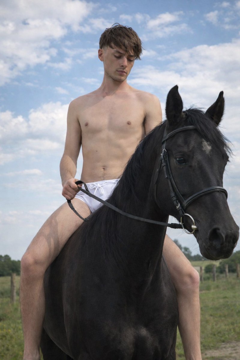 anthonysott's tweet photo. Equestrian edition 🏇#gay #gayuk #malemodels #maleequestrian https://t.co/wP2OjMXa03