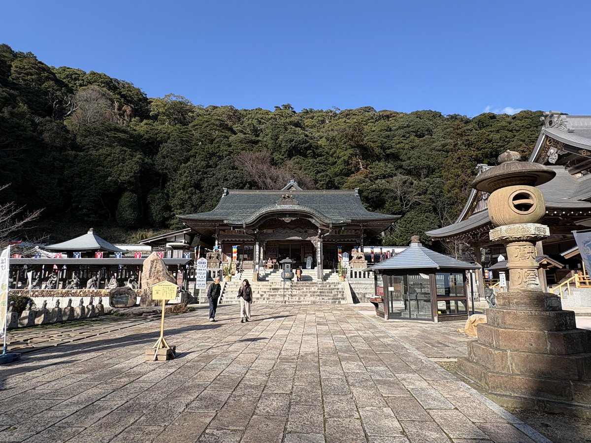 一畑薬師。目の病気（身体全般）を治してくれることで有名なお寺です。
初めて行きましたが、わたし的に大ホームランのお寺でした。とても特別な空気が流れていて、身体どころか心の洗濯までしてもらいました、って感じです💖本番でも行けるのが楽しみです😊