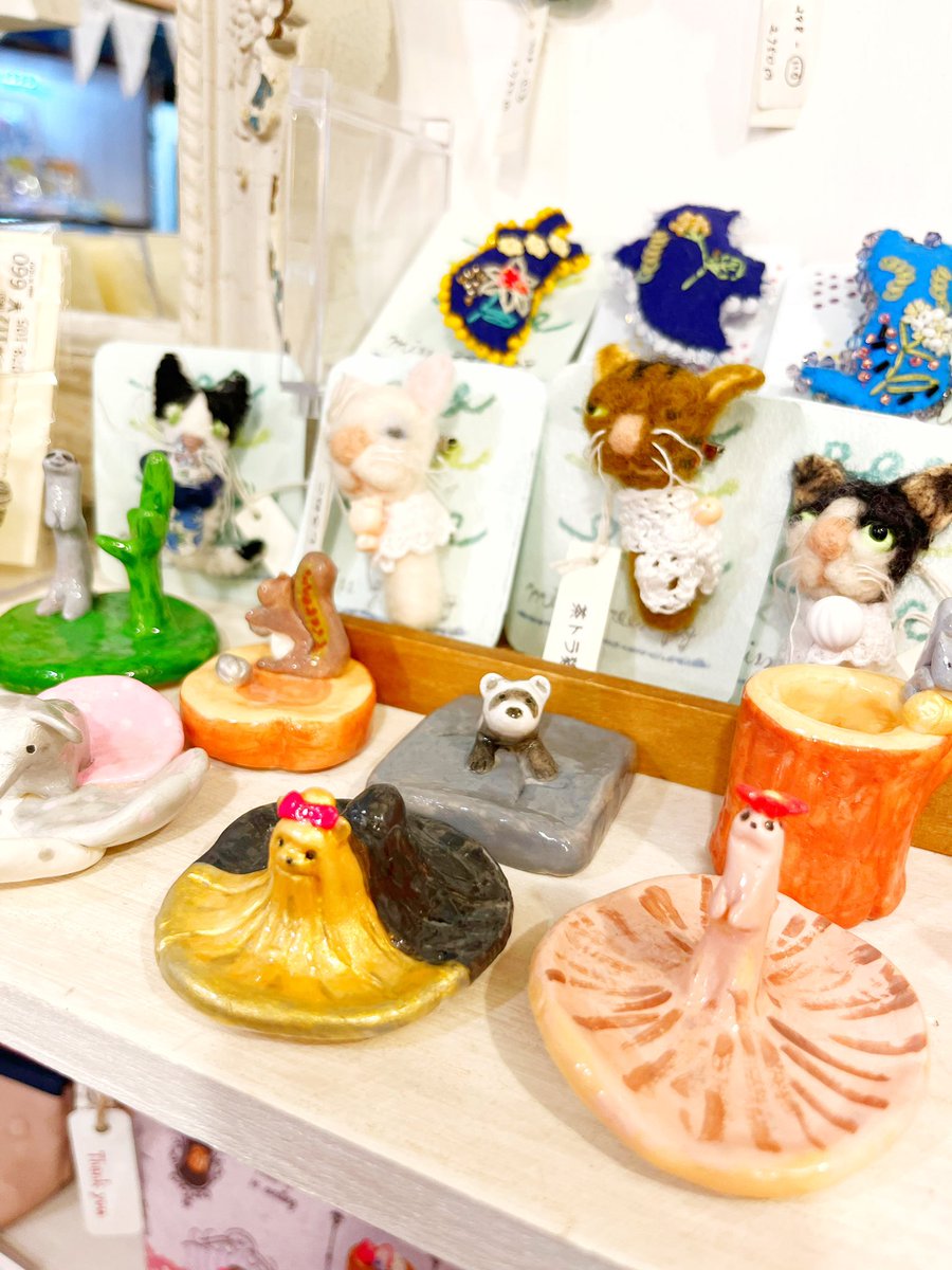 Queue_de_cle's tweet image. 本日の営業は終了致しました
ご来店ありがとうございました

明日定休日の為
お休みさせていただきます

明後日金曜日、皆様のご来店
お待ちしております✨✨

#クーデクレ #ハンドメイド #古民家