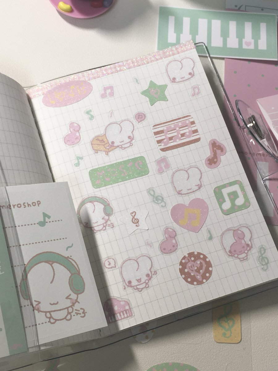 moremeroshop's tweet image. ⋆⁺₊⋆ 모어메로 첫 스티커 통판 마켓 ⋆⁺₊⋆ 

#RT #RT이벤트 추첨 2분에게 스티커&amp;amp;피아노 아크릴 집게 전제품을 보내드려요 ꒰´•͈⌔•͈⑅꒱ 

🎹 1 / 14 OPEN ~ (일주일 간 할인 후 정상가)
🔗 witchform.com/deposit_form.p…