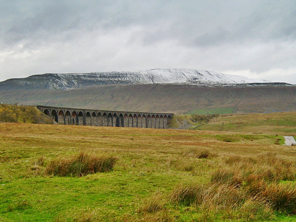 HelloYorkshire's tweet image. Whernside rising above the iconic Ribblehead Viaduct, one of Yorkshire’s most breathtaking landscapes!😍

📷 Cyberdemon007

#HelloYorkshire #visitnorthyorkshire #uktravel #yorkshirelife #northyorkshire #whernside #ribbleheadviaduct #loveyorkshire #PlacesToGo #SlowDown