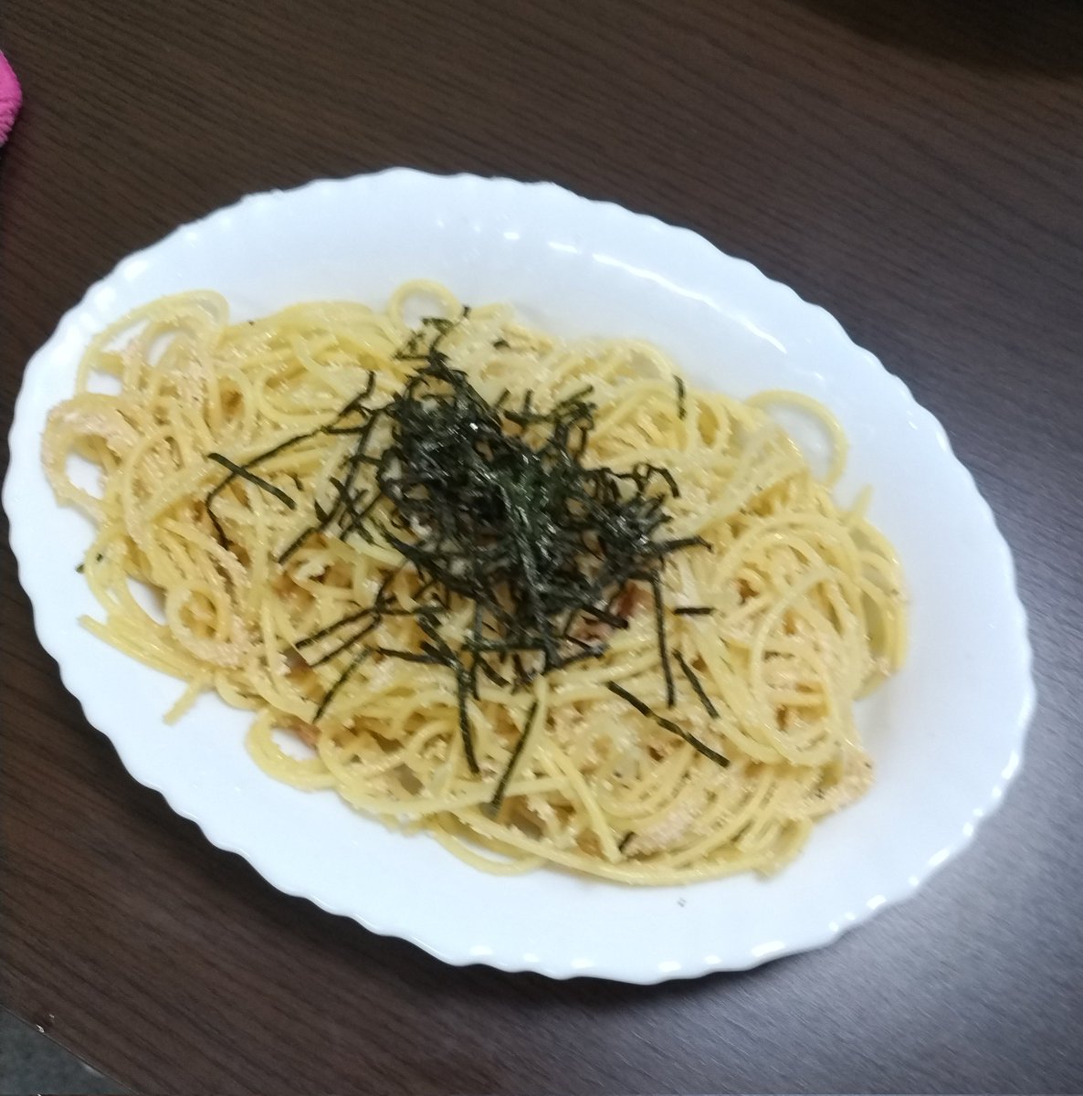 Poporonhell's tweet image. 今日は鱈のコンソメスープと明太パスタだよ〜✨😊