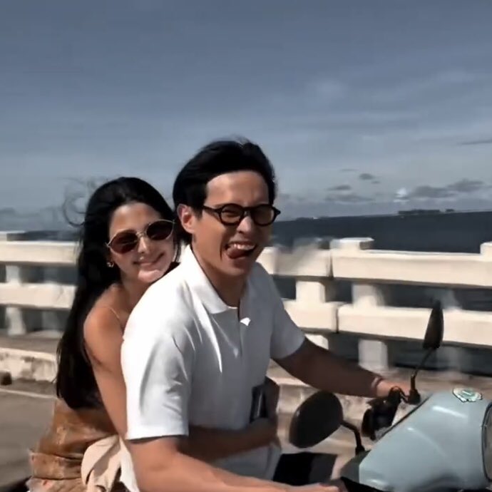 onlyforazr's tweet photo. sobrang intimate nito for me. amoy nasa healthy relationship na mauuwi sa kasalan liiike do you guys get me :((( https://t.co/rtoOsLKcmW