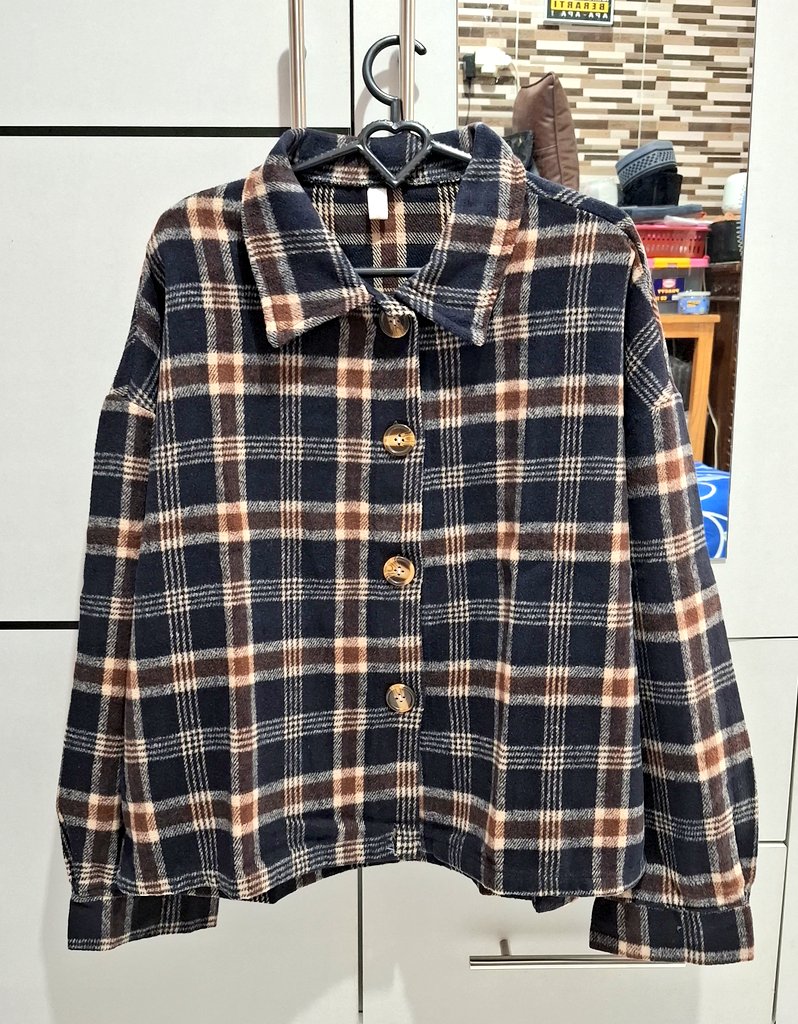 wpdiznh's tweet photo. wts! kemaja &amp; blouse 40k
detail bisa DM atau ke ig: lapak.bywap2
#zonajajan #zonauang️ #preloved https://t.co/D902rhqUQK