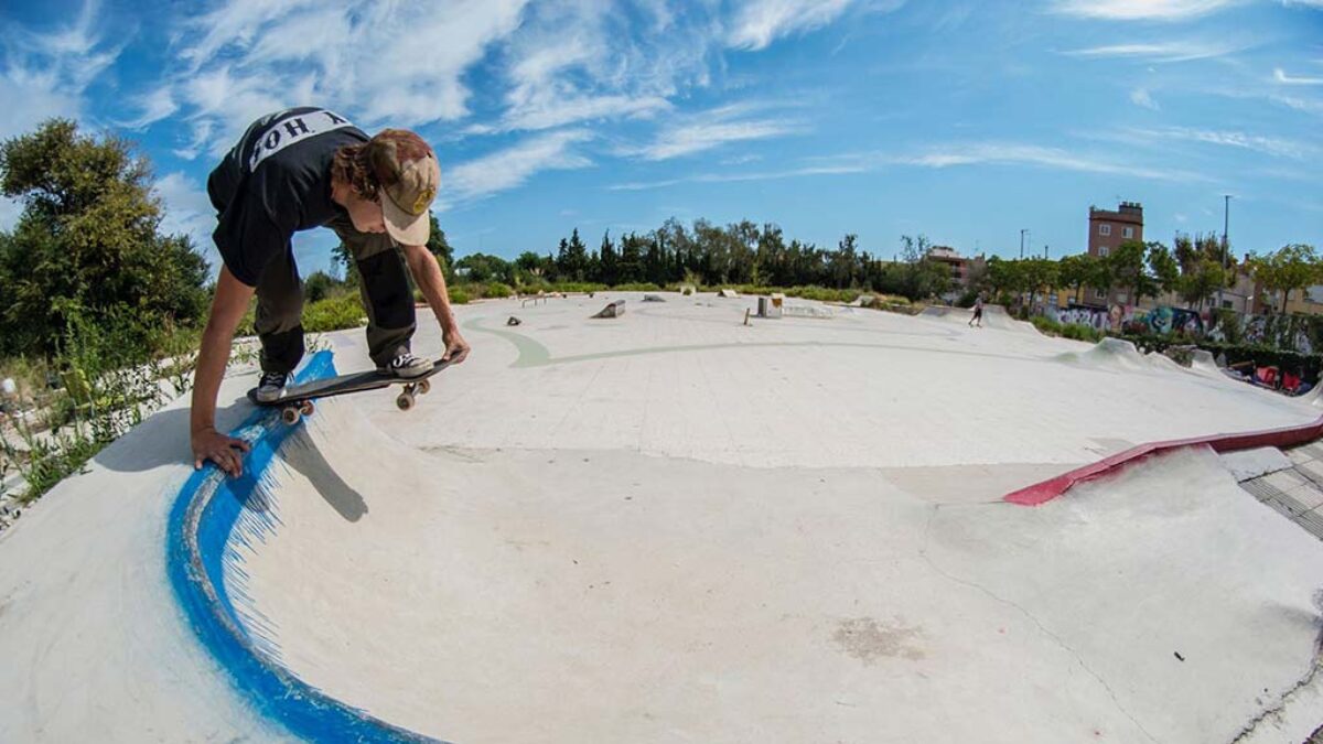 VOX llevará al Pleno la reparación y mantenimiento de los skateparks de Mataró.

💬 Mataró merece instalaciones deportivas dignas.

📣 Deporte urbano con seguridad: VOX apuesta por la juventud.

actualidadpolitica.es/vox-llevara-al…