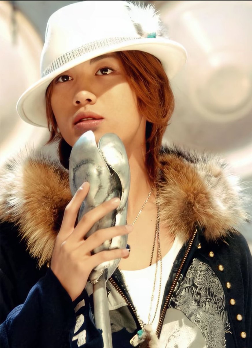 Hoolum（デッドストック）　赤西ミサンガ RT @Yuka05050531: 彫刻のように美しい🫠🤍✨ #赤西仁