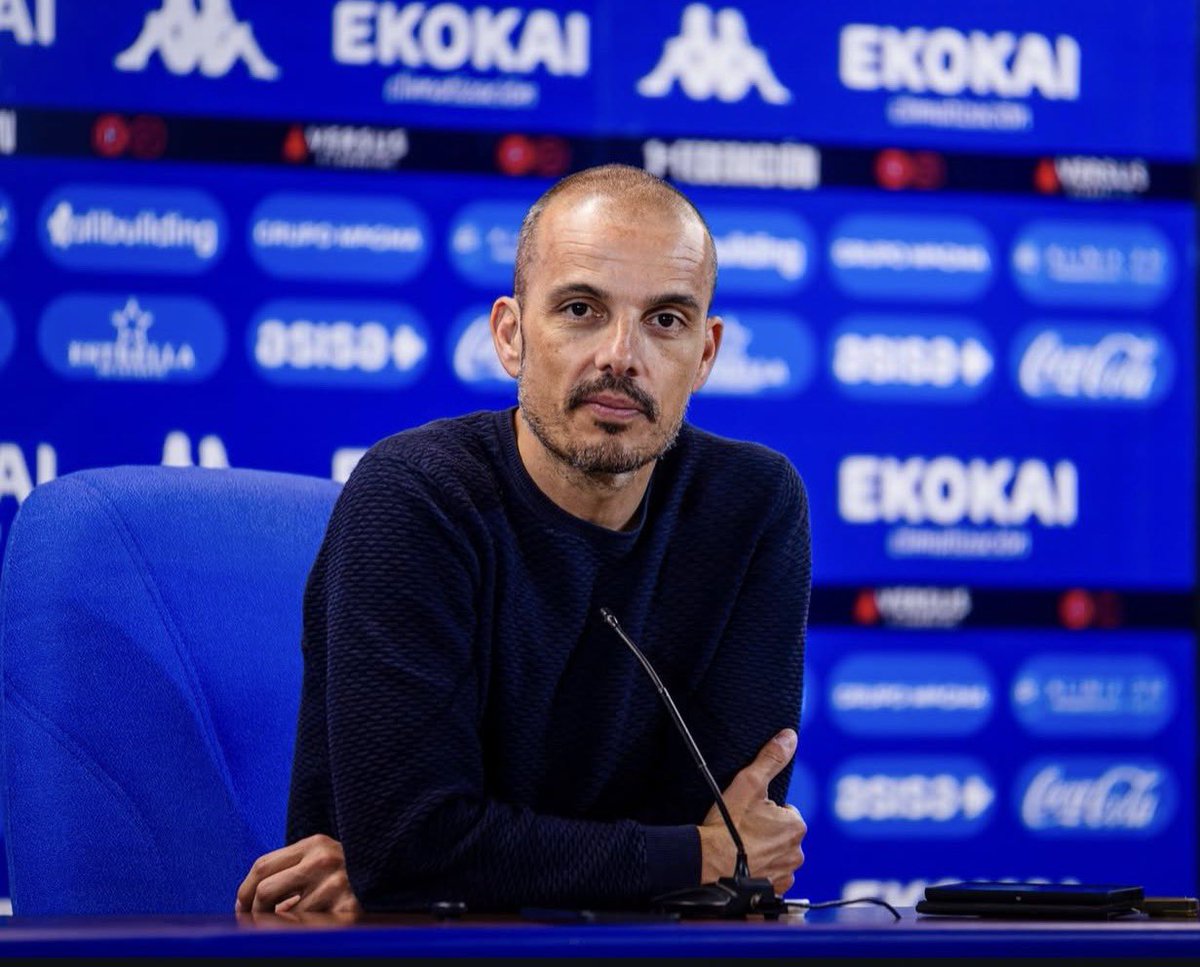 Este jueves, en directo desde la Cafetería Dadry’s, a partir de las 13:15 h:

🎙️ Beto Company (<a href="/ACV1979/">Albert Beto Company</a>)

👉 Podrás asistir en directo o participar a través de X en <a href="/NochesdeByA/">🤍💙🤍NOCHES DE BLANCO Y AZUL 🤍💙🤍</a>.

🗓️ Jueves 15
⏰ Sobre las 13:15 h
📍 Cafetería Dadry’s (Piscinas)

📸<a href="/_hugoizquierdo/">Hugo Izquierdo 🐿️</a>