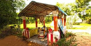Samadhi of Rajendra Chola, Raja Raja Chola and Shri Krishnadeva Raya, 3 of the greatest emperors of Southern India. 

Instead of blowing up crores on large statues, it would be much better if we can have a decent samadhi for these great kings, with a small museum, on their life.